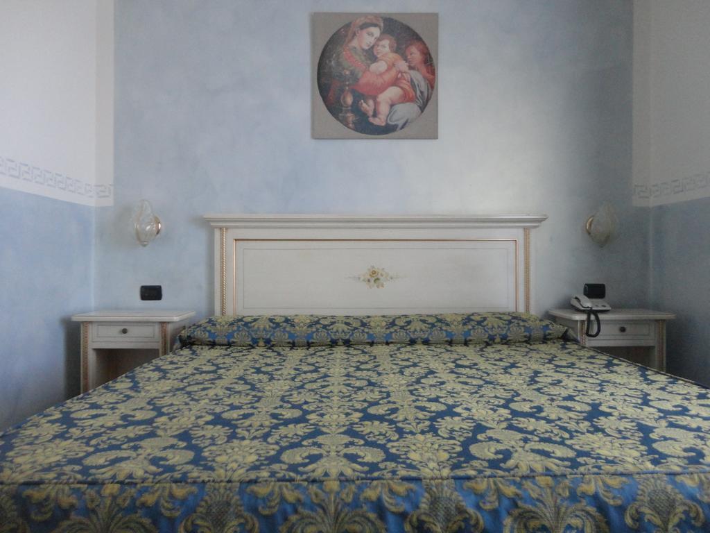 Hotel Confine Colà Rum bild